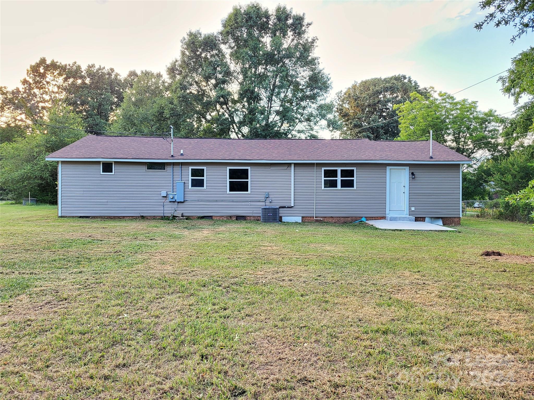 Whispering Pines - Residential Lease