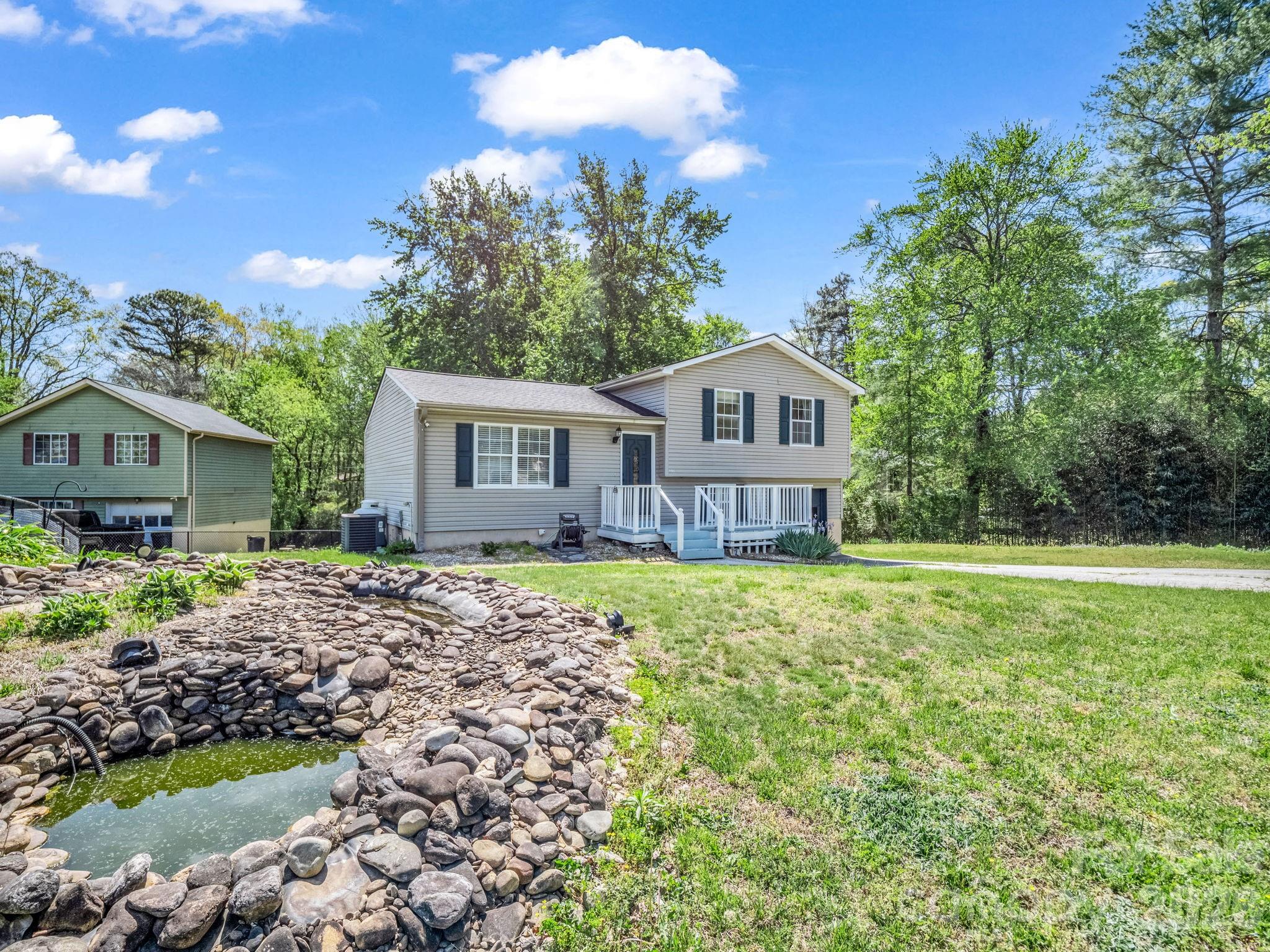 Barker Heights - Residential