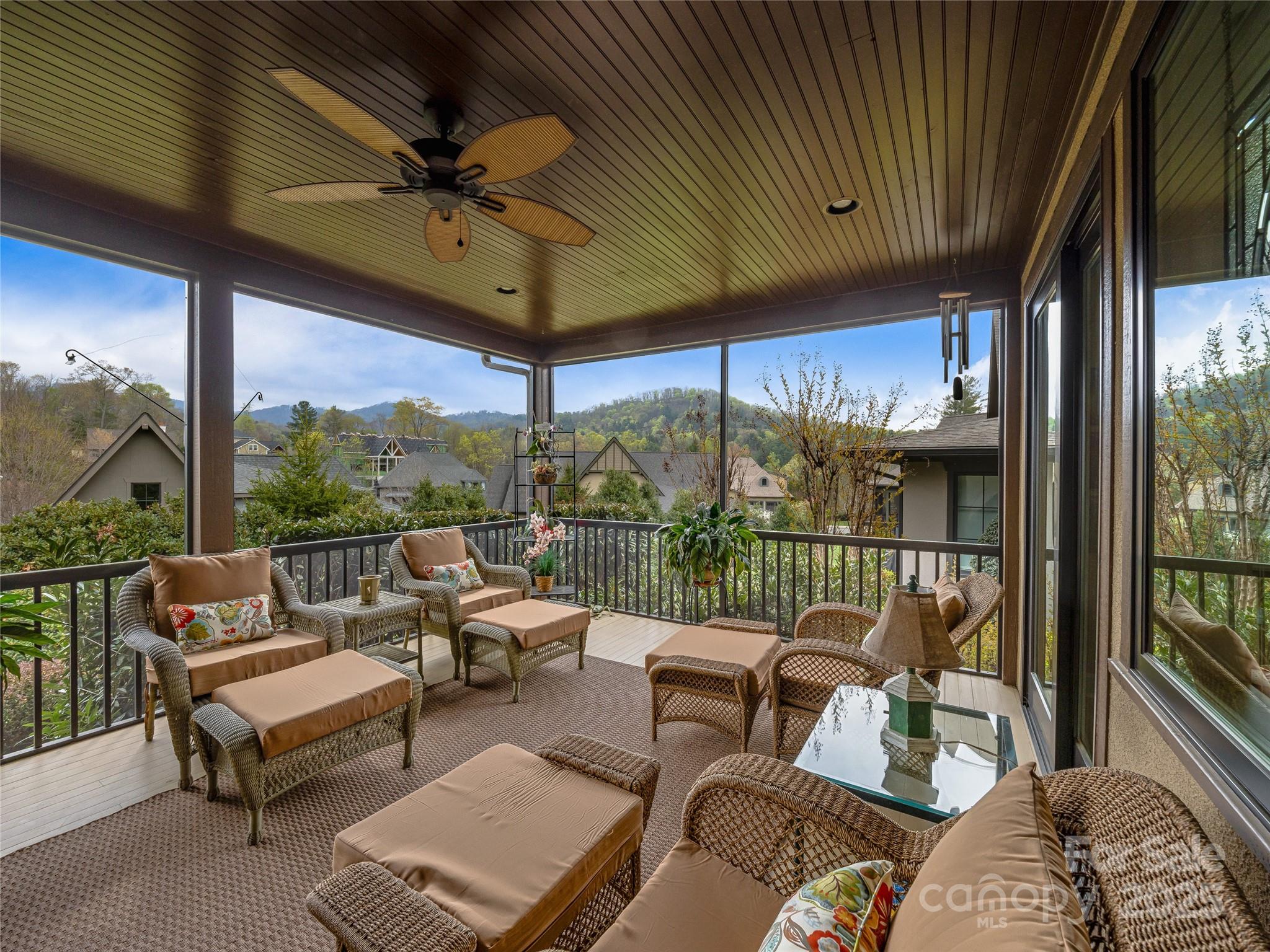 38 Chantilly Drive
