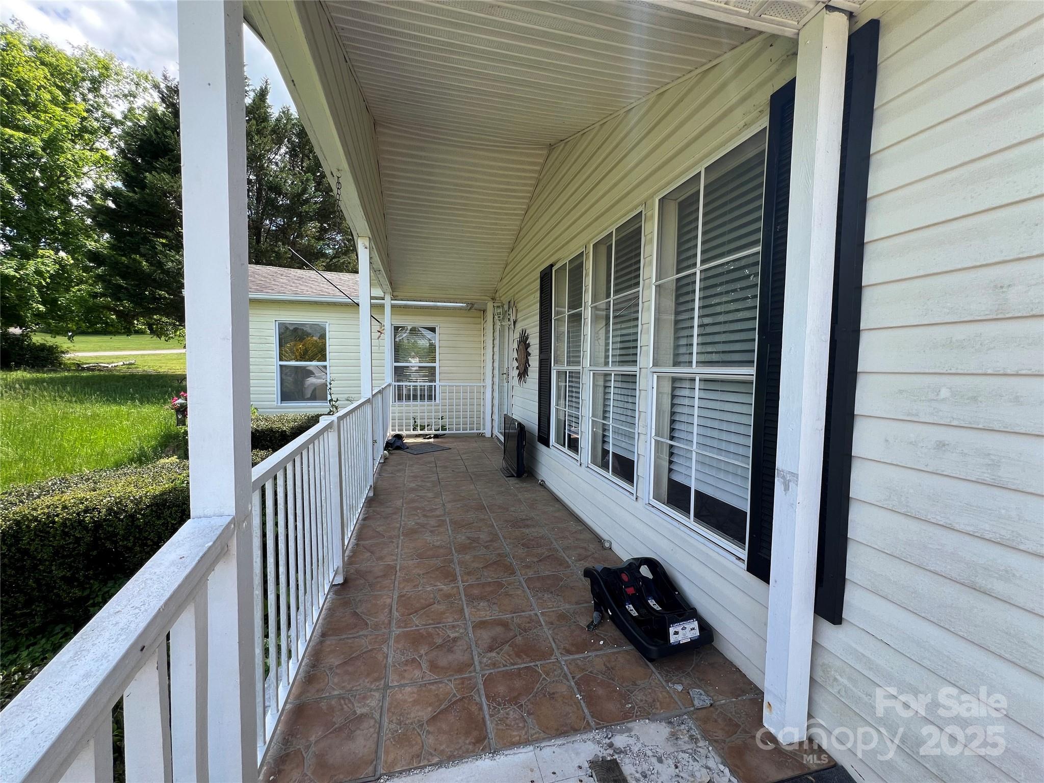 169 Meadow Creek Drive