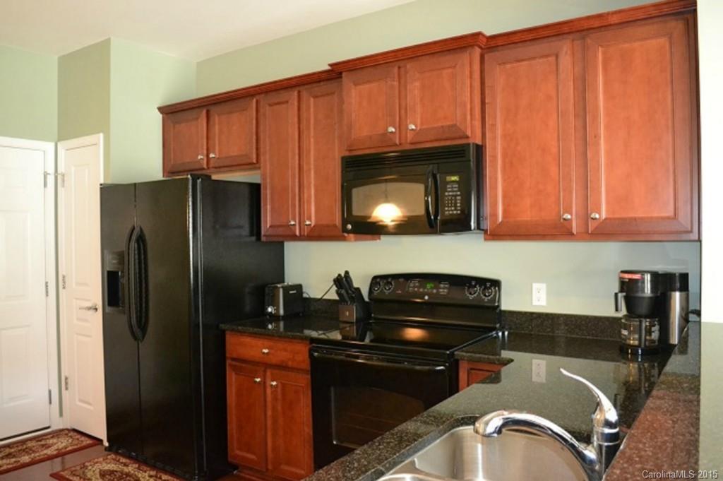 The Enclave at Ardrey Kell - Residential