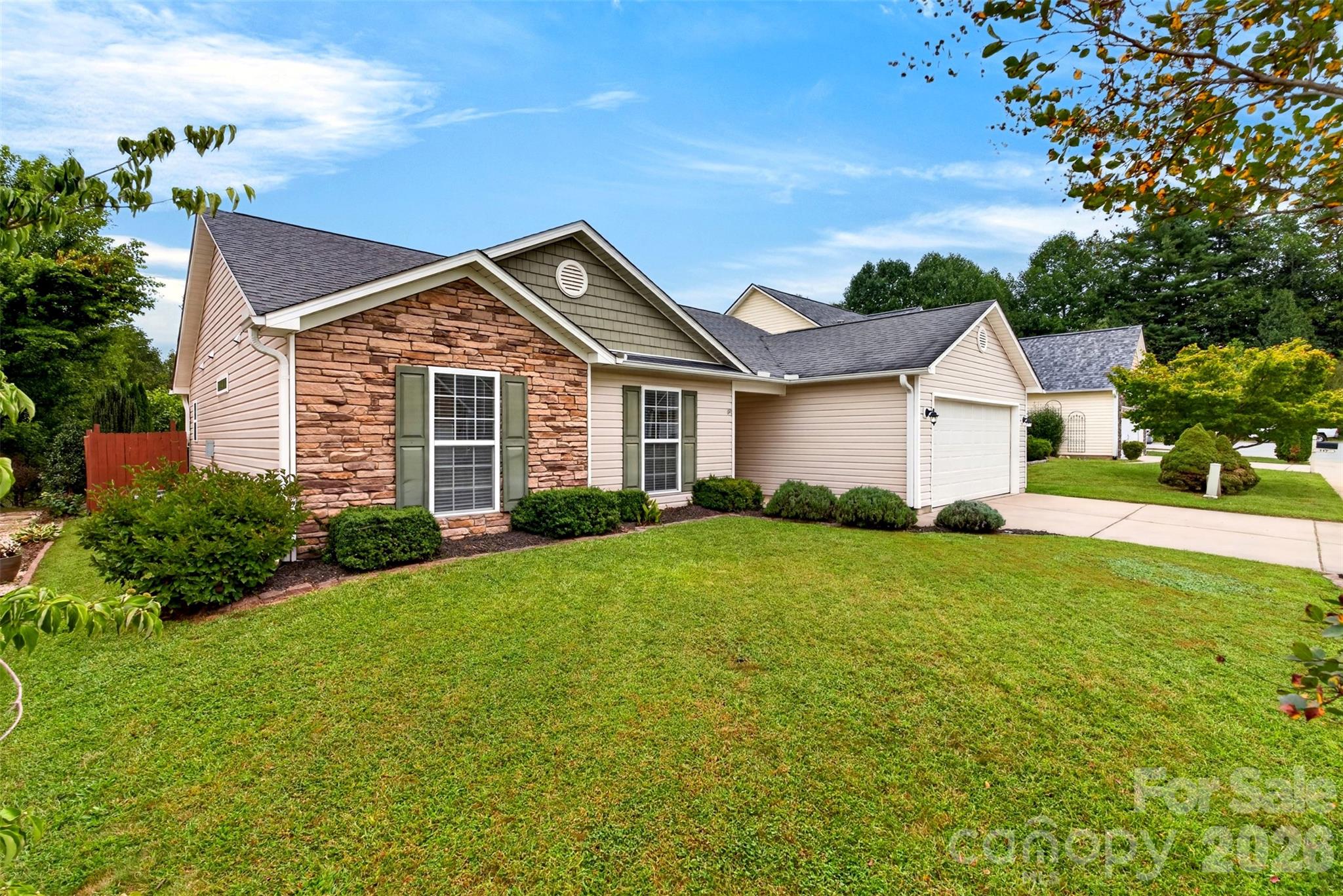 105 Creekwalk Lane