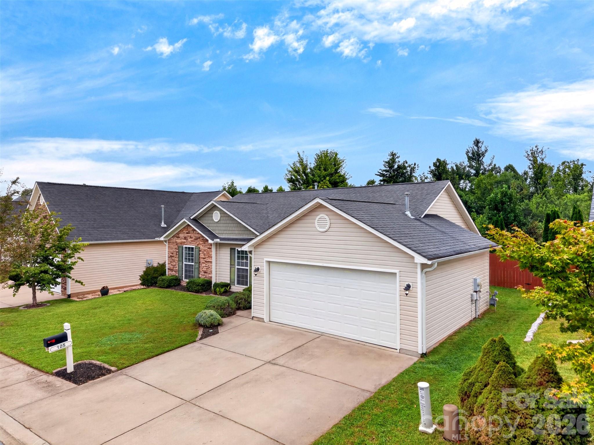 105 Creekwalk Lane