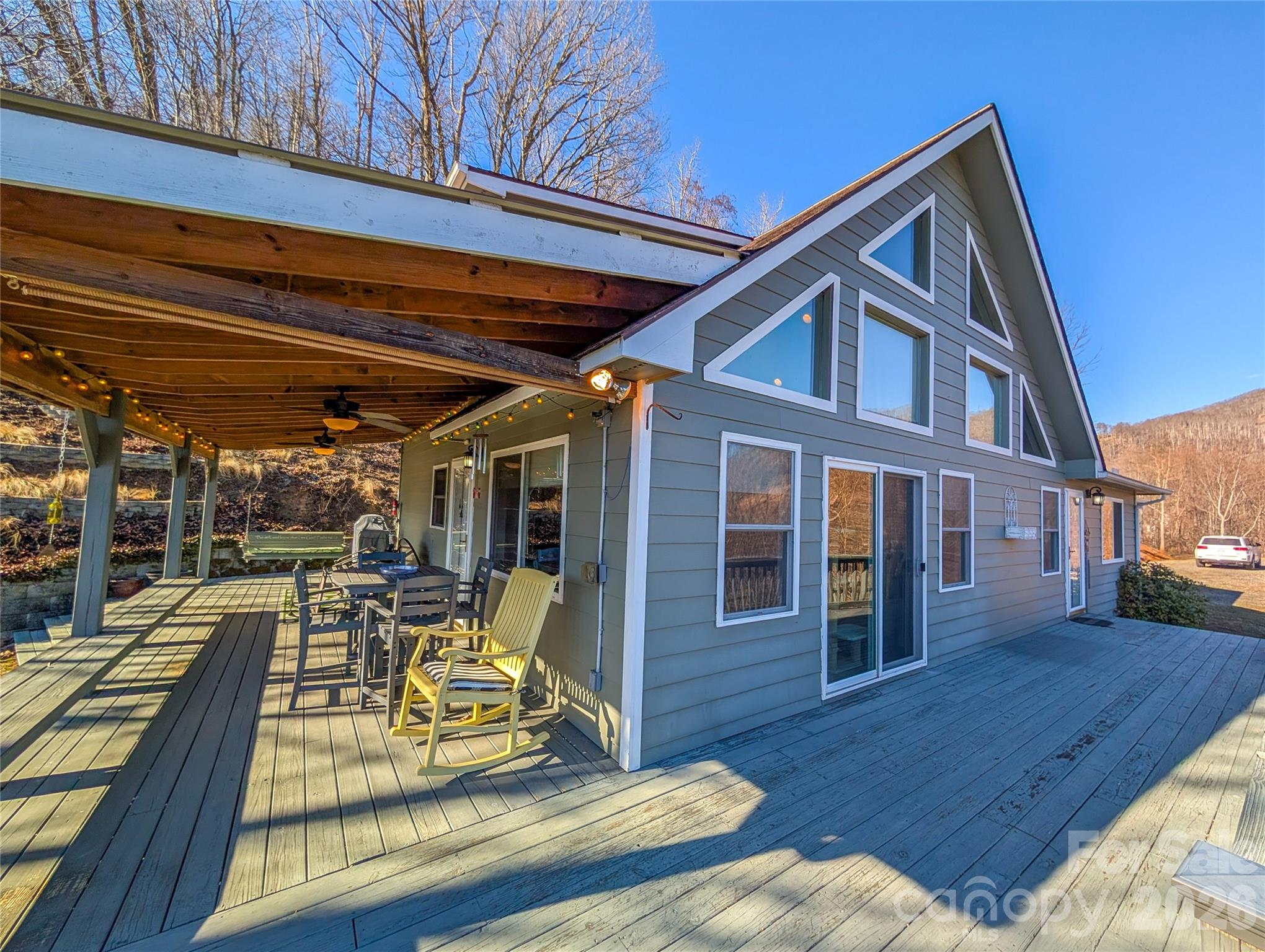 305 Majestic Mountain Drive 7