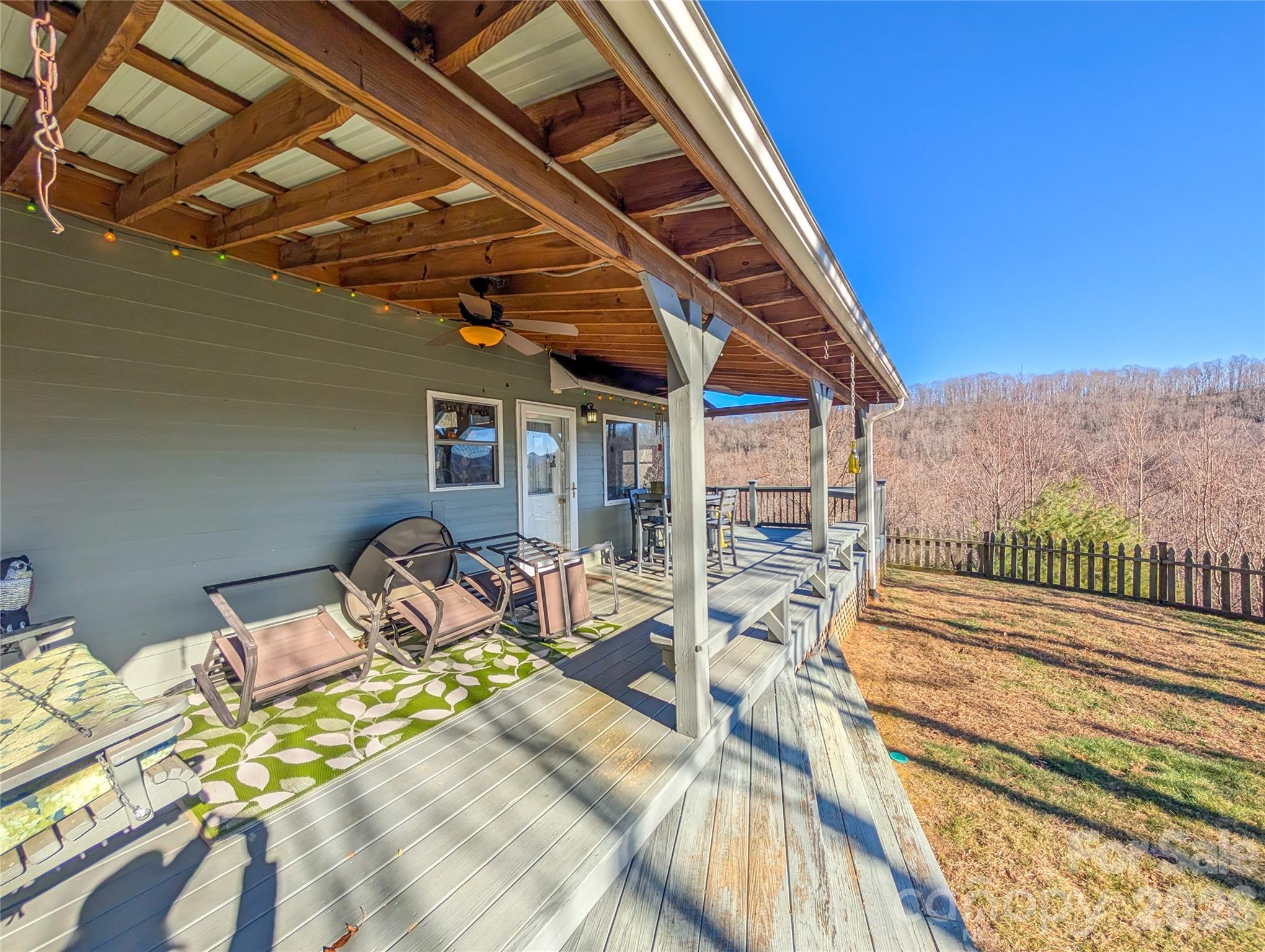 Majestic Mountain - Residential