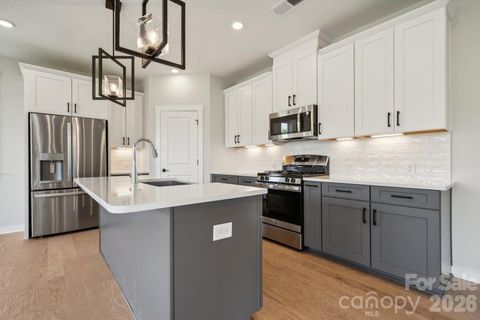 219 Goorawing Lane Mooresville NC 28115