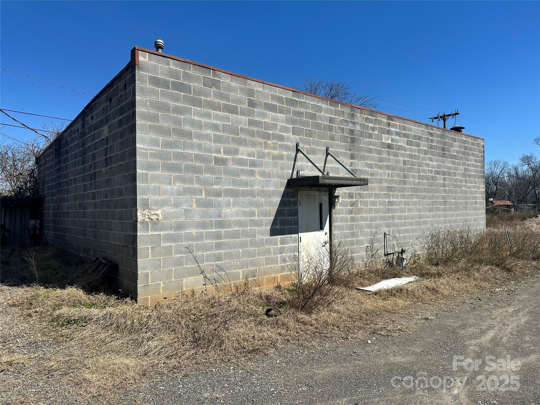 1182 saluda Street