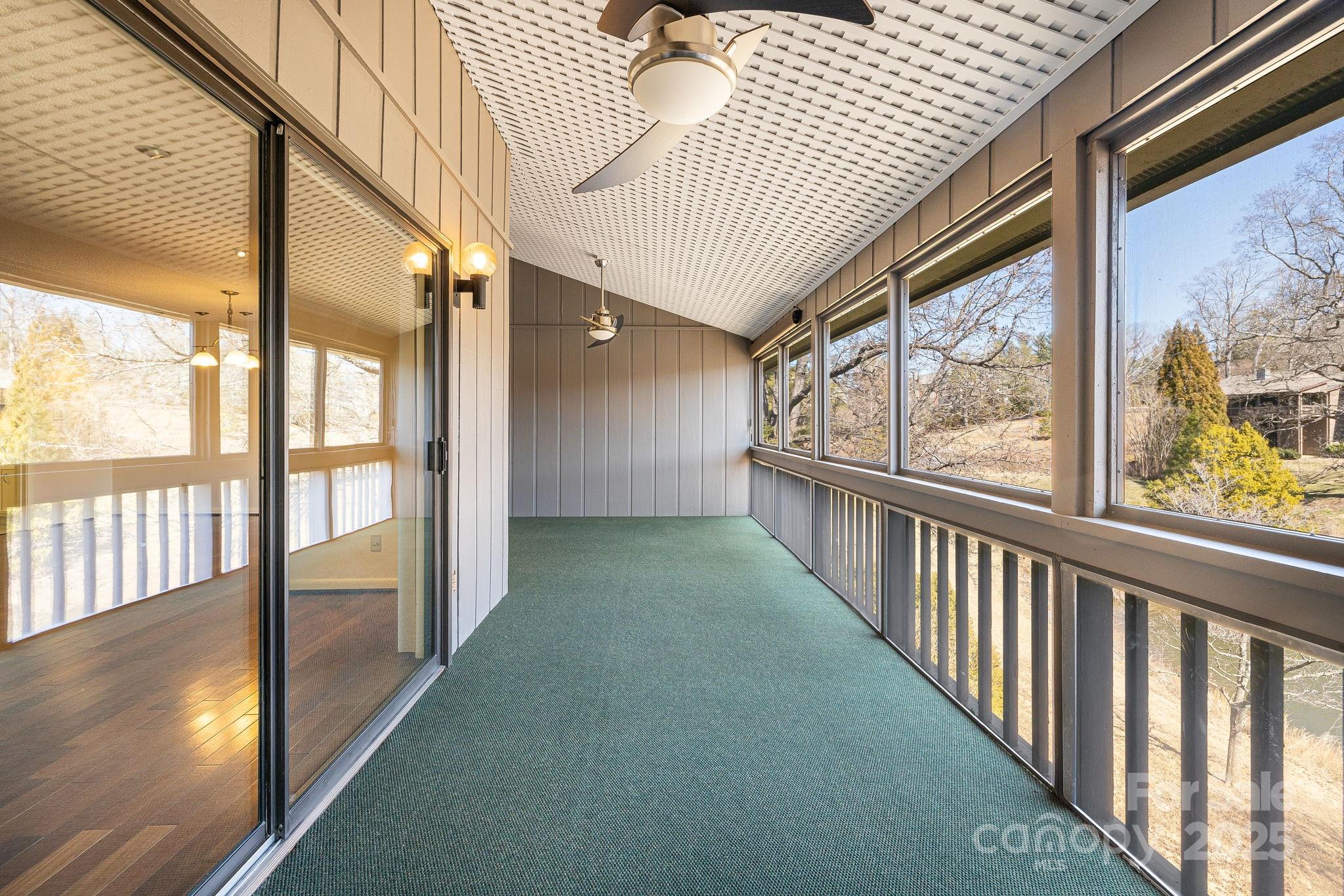 Asheville, North Carolina 28803, United States, 3 Bedrooms Bedrooms, ,3 BathroomsBathrooms,Residential,Under Contract,85456