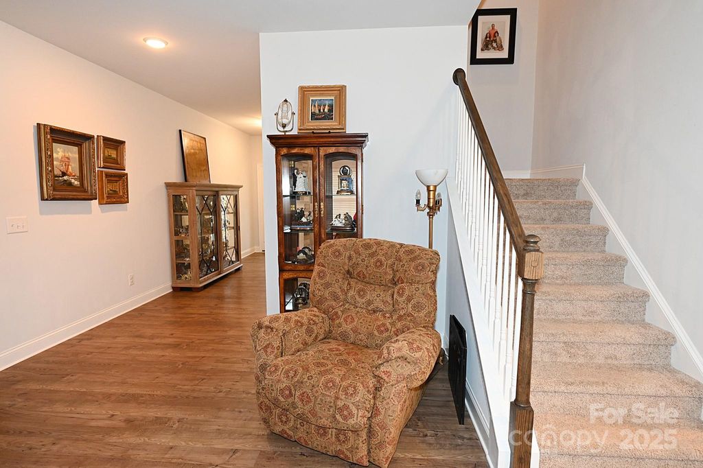 listing image 38