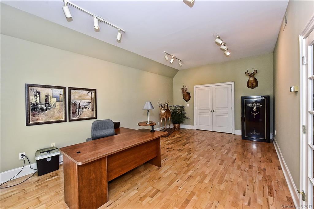 Mallard Head - Residential