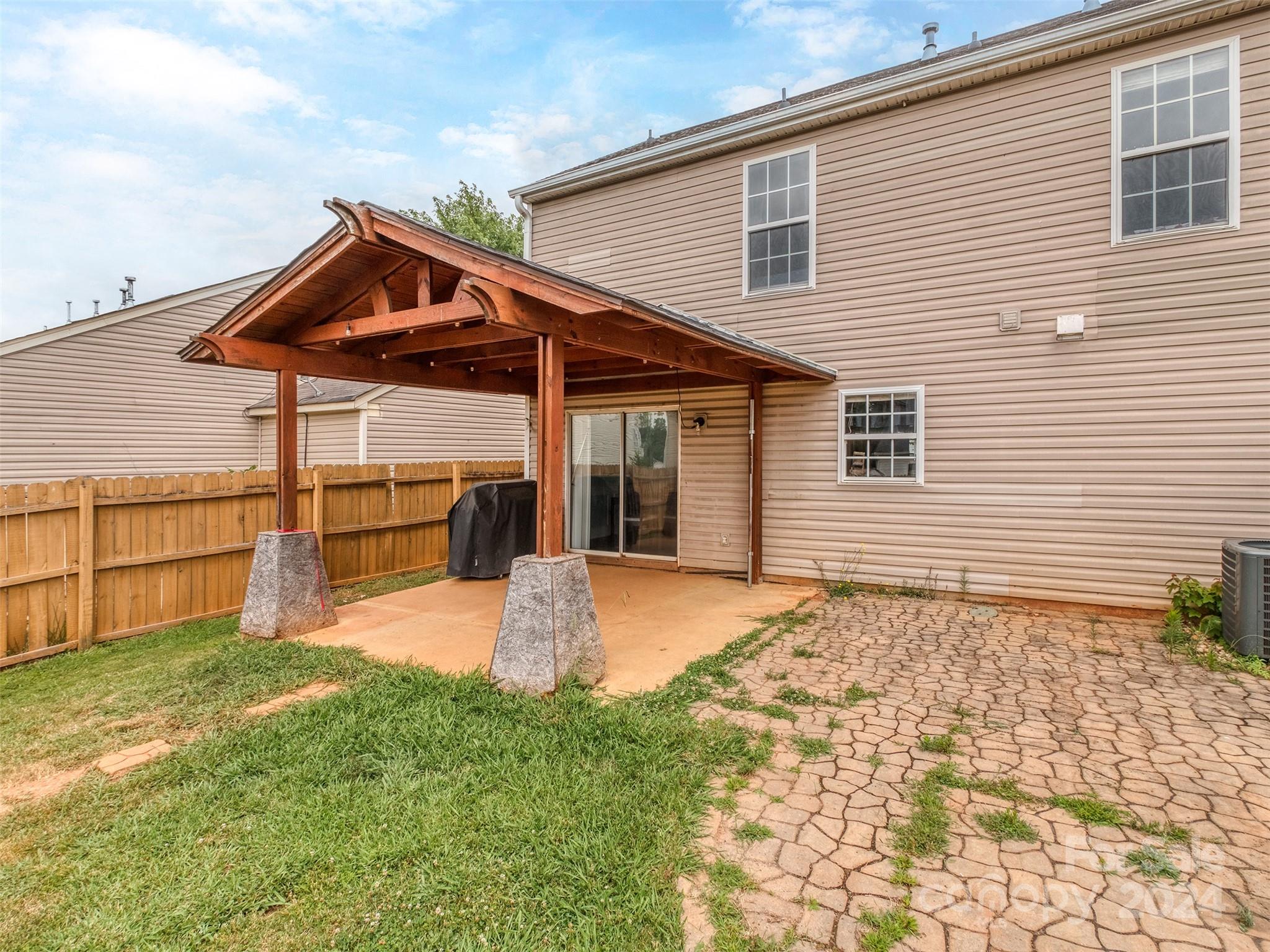 Peachtree Hills - Residential
