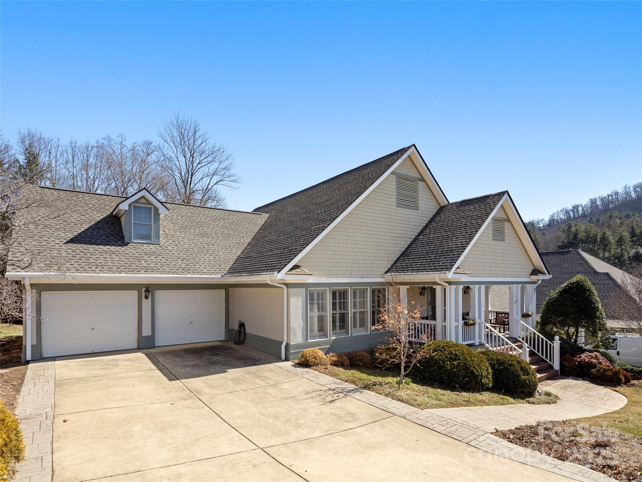 7 Creekside Way