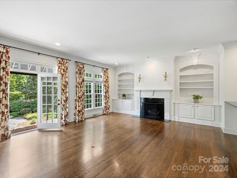 Single Family Residence in Charlotte NC 4837 Cambridge Crescent Drive 12.jpg