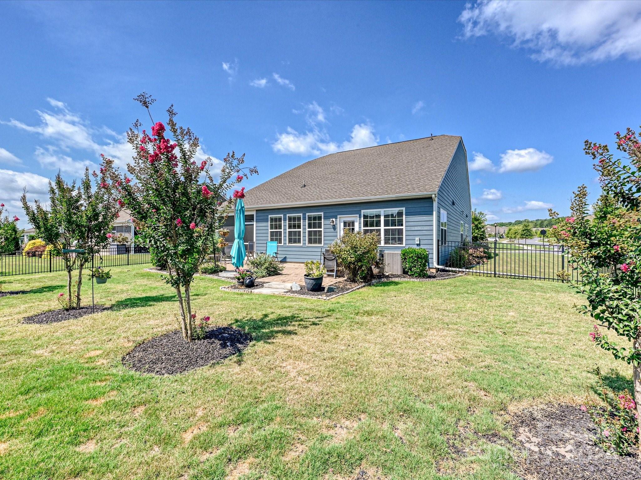 Tree Tops - Residential