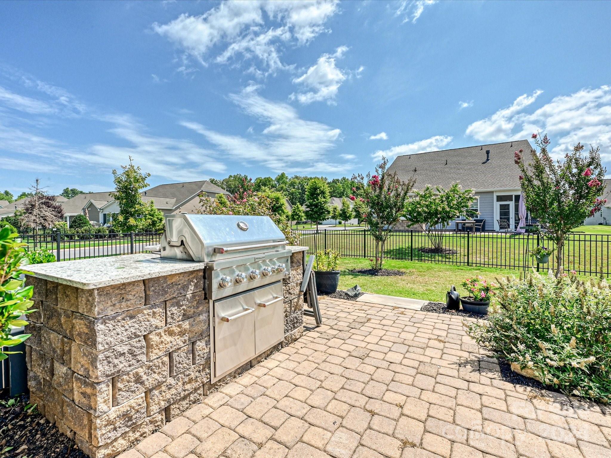 Tree Tops - Residential