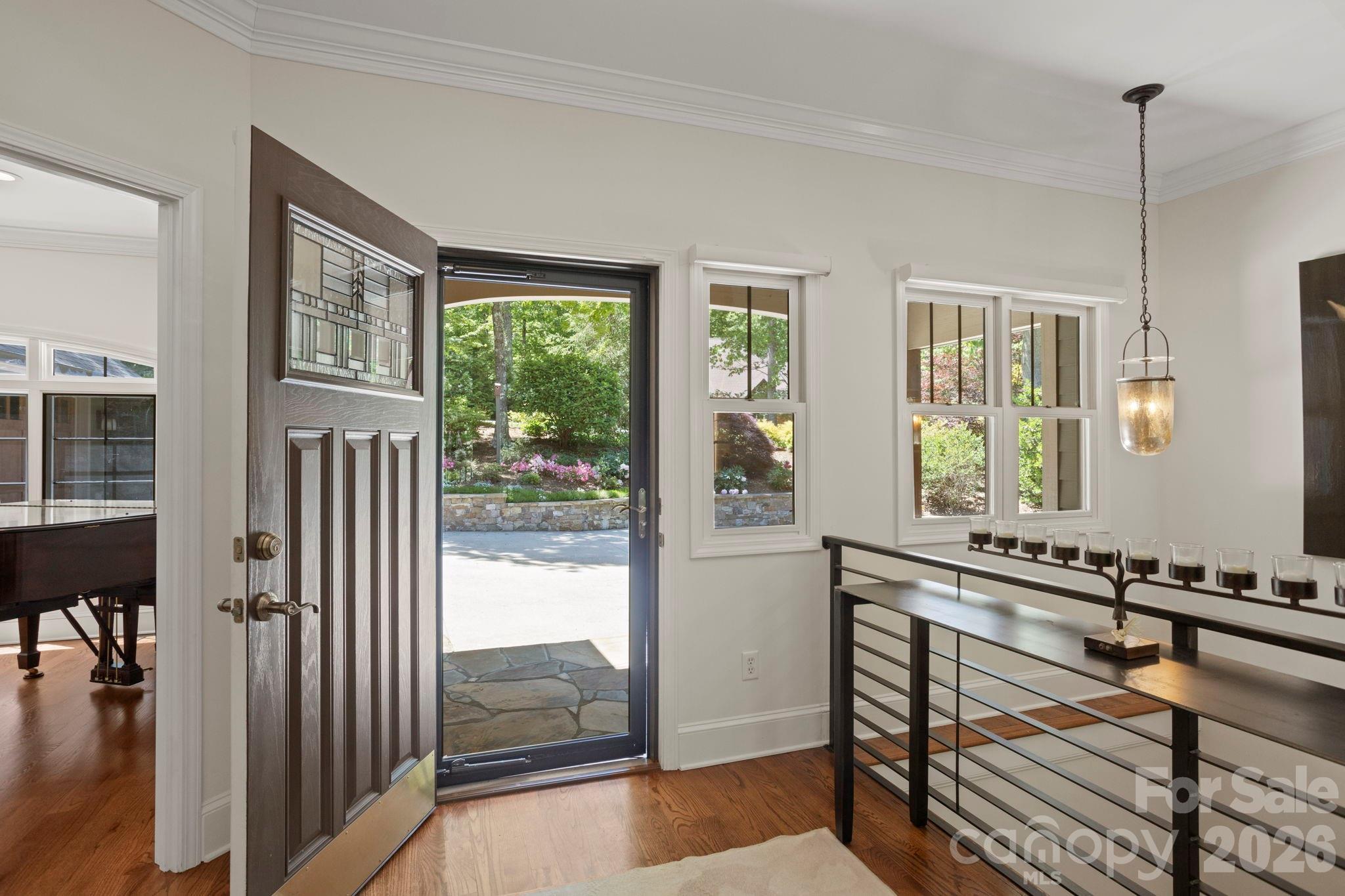 20 Fernridge Court