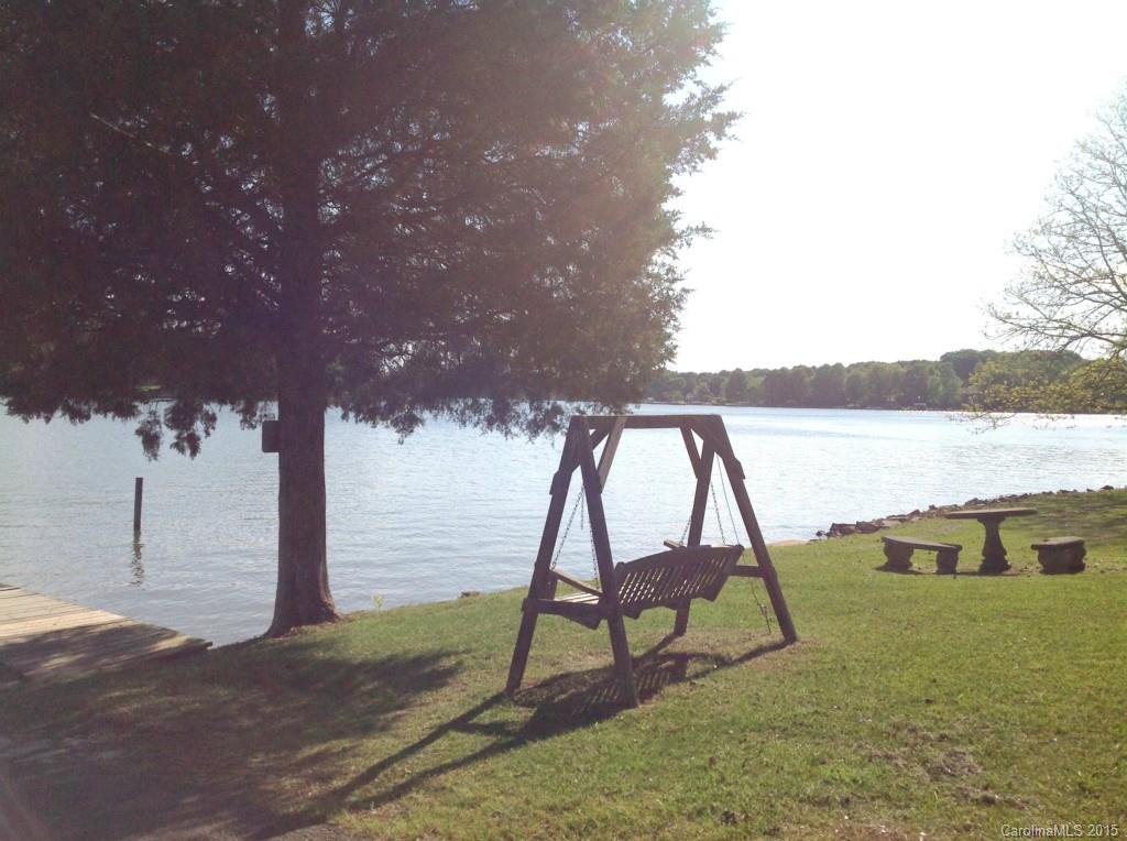 Mooreland Estates - Residential Lease