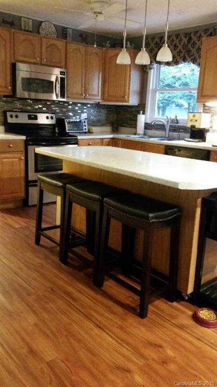 Mooreland Estates - Residential Lease