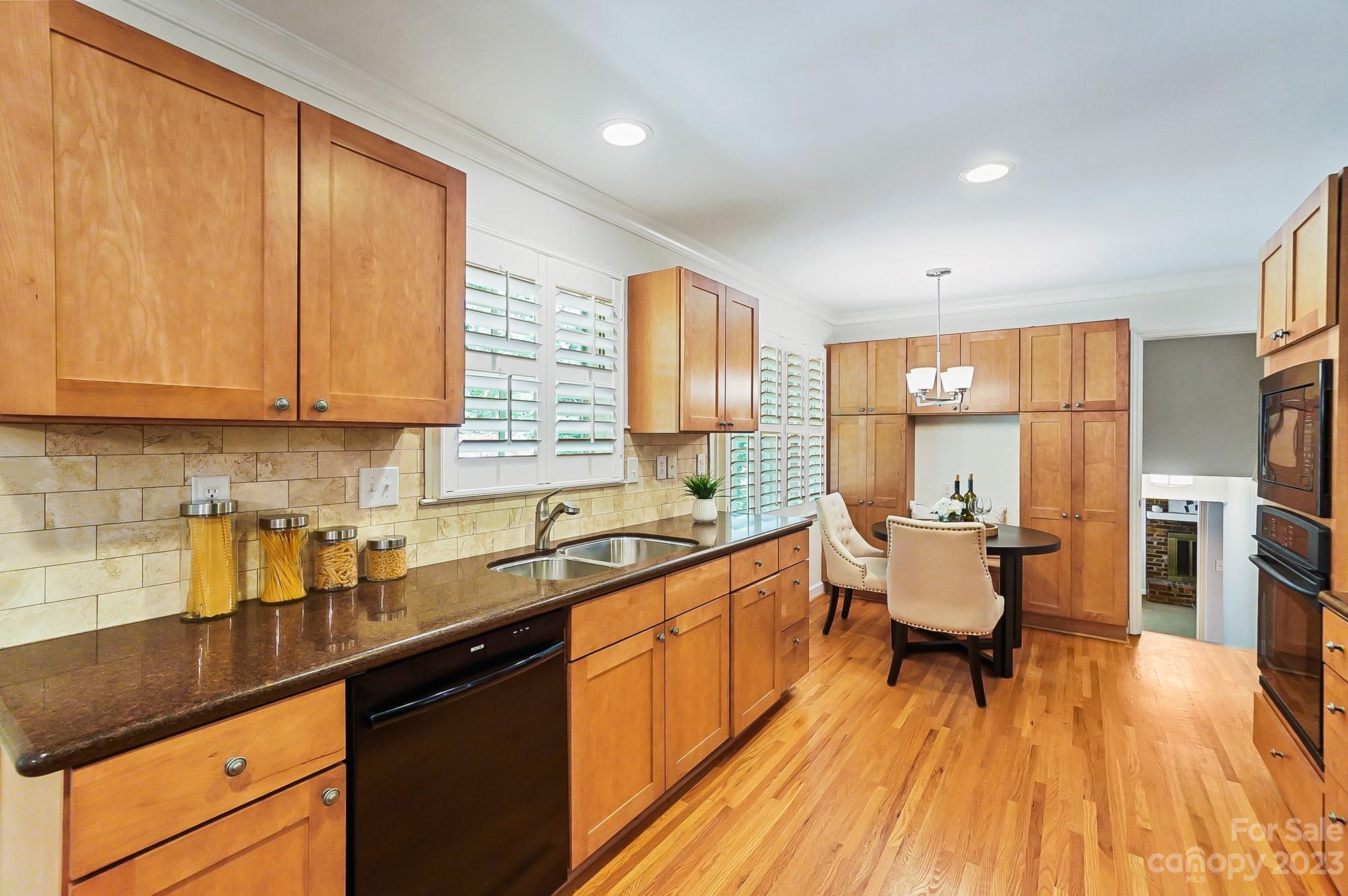 Beverly Woods - Residential