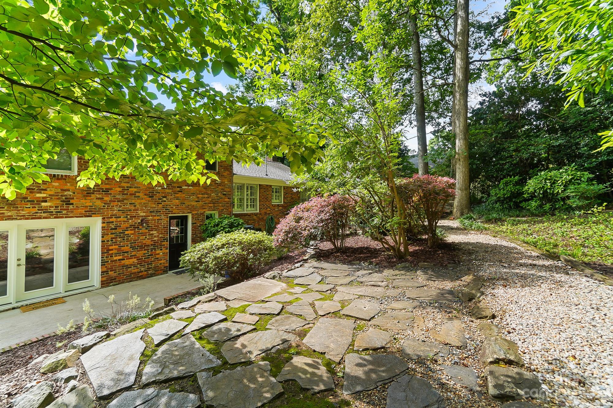 Beverly Woods - Residential