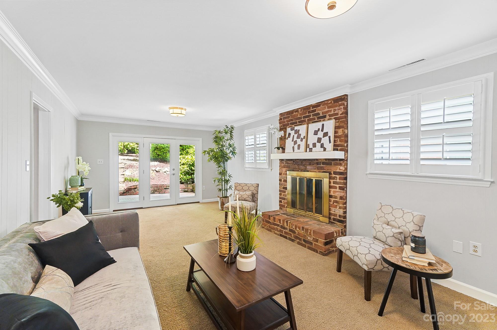 Beverly Woods - Residential