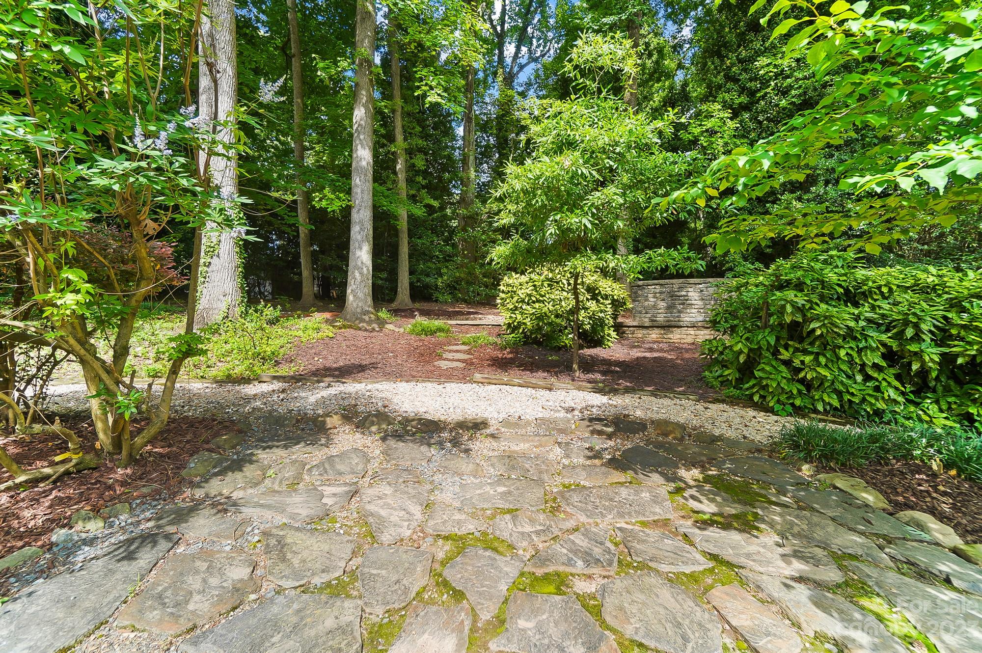 Beverly Woods - Residential