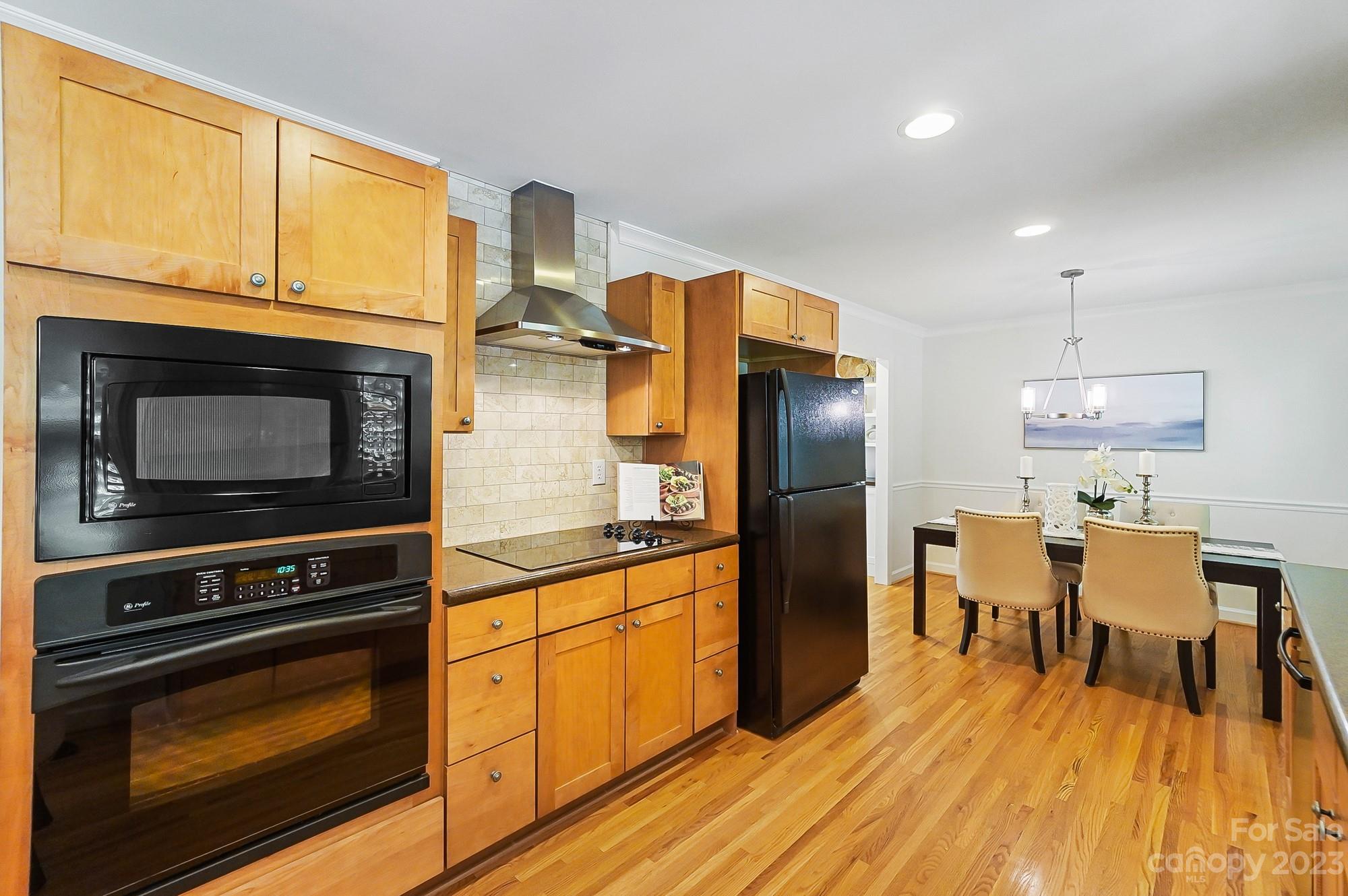 Beverly Woods - Residential