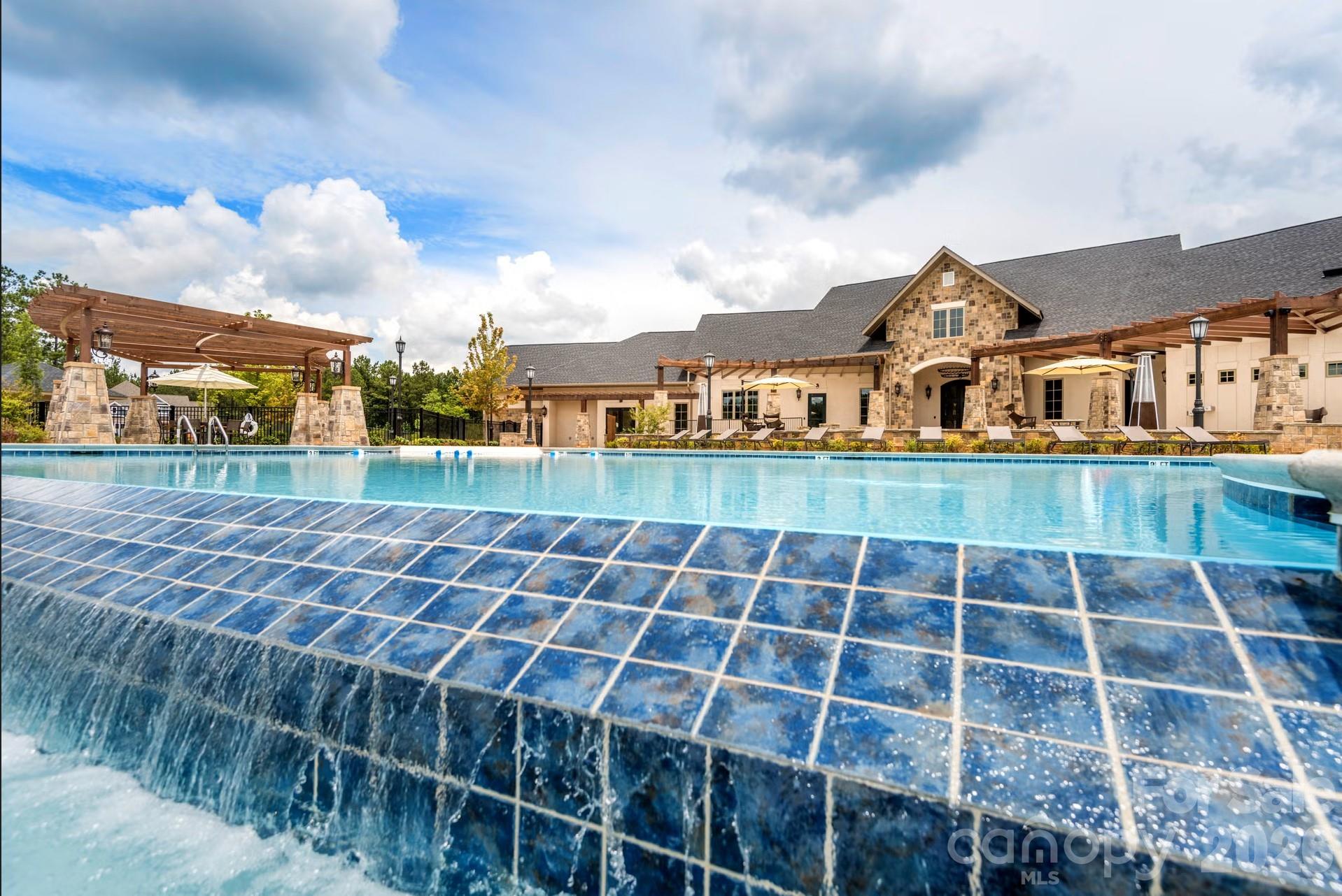 Riverchase Estates - Residential