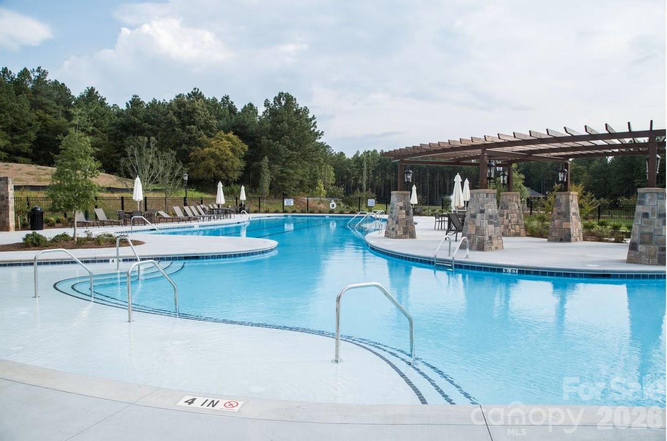 Riverchase Estates - Residential