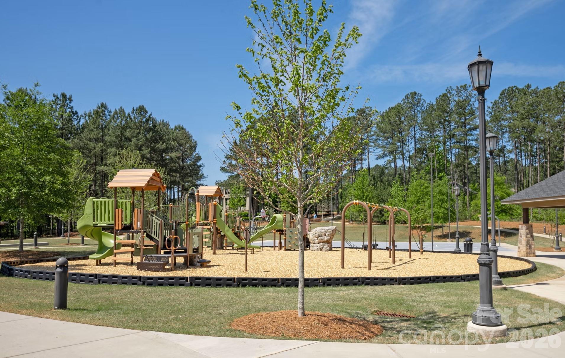 Riverchase Estates - Residential
