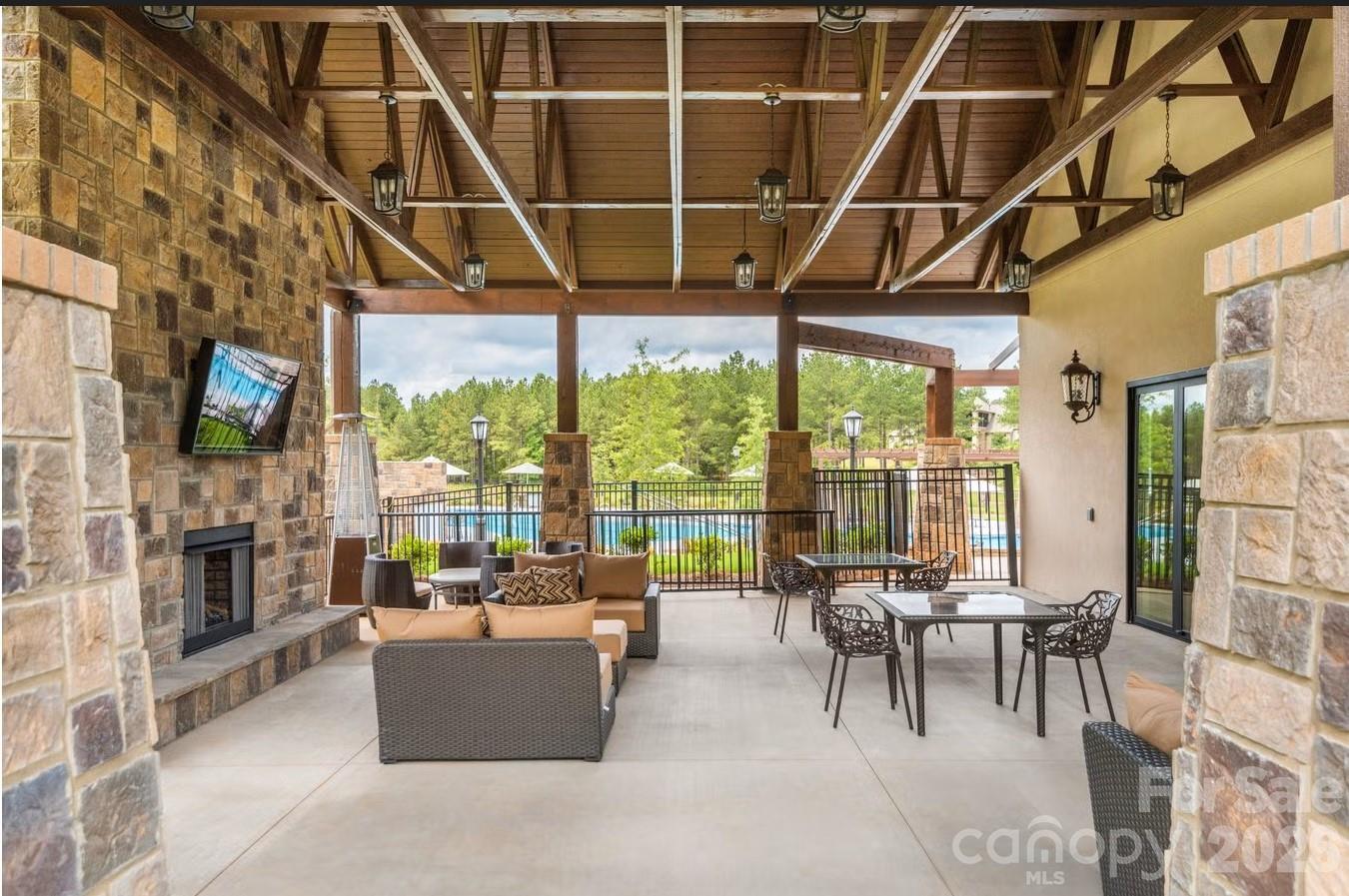 Riverchase Estates - Residential