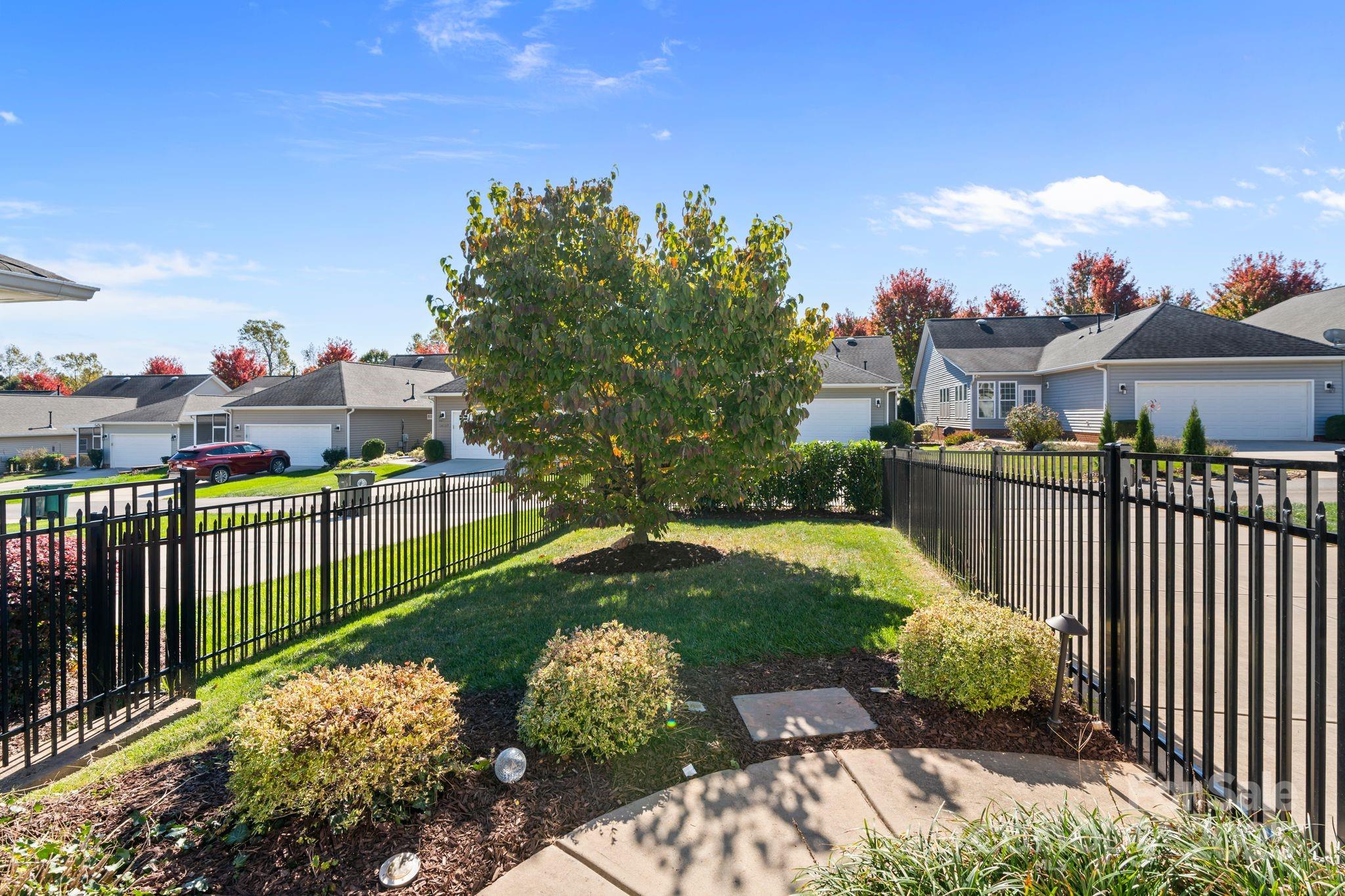 Baileys Glen - Residential