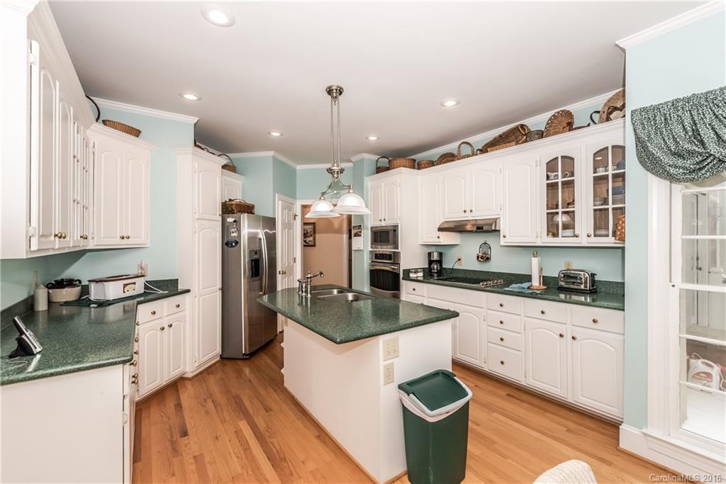 Royal Oaks - Residential