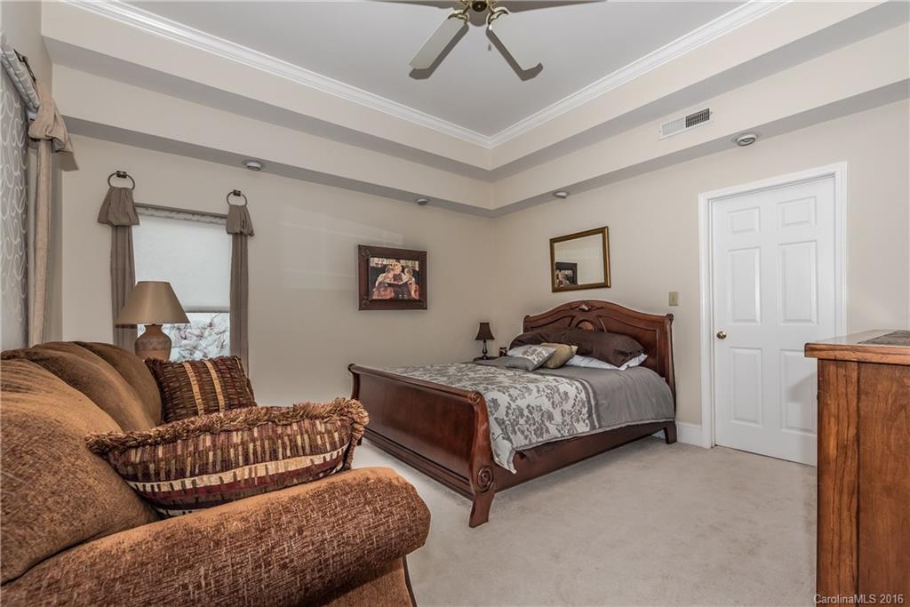 Royal Oaks - Residential