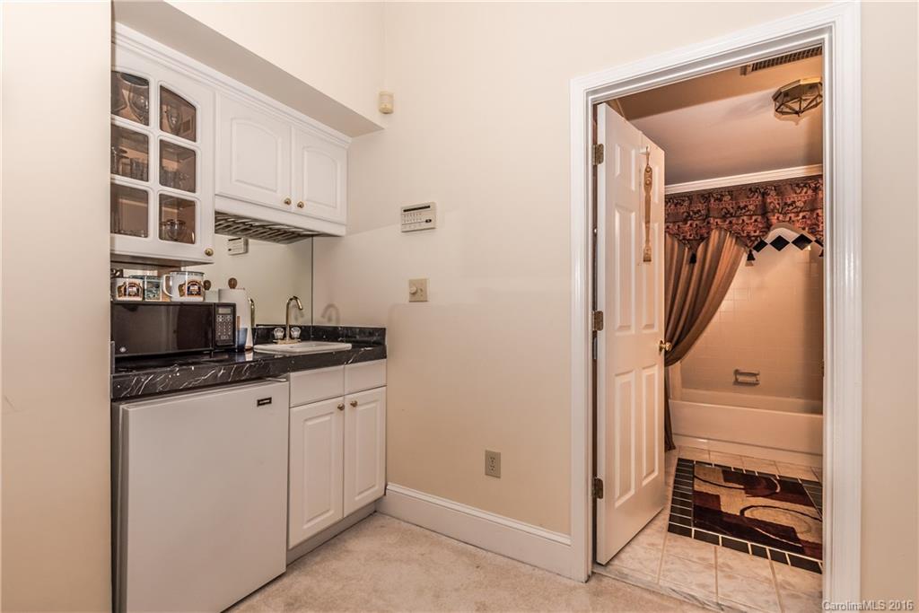 Royal Oaks - Residential