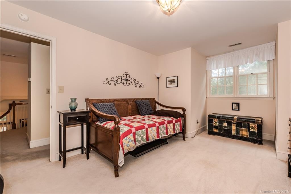 Royal Oaks - Residential