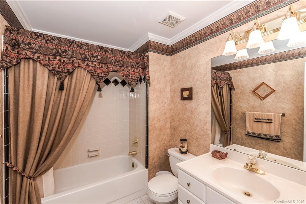 Royal Oaks - Residential