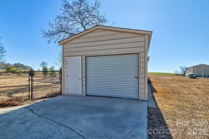 Woodland Hills - Residential