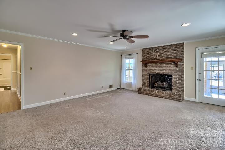 Woodland Hills - Residential