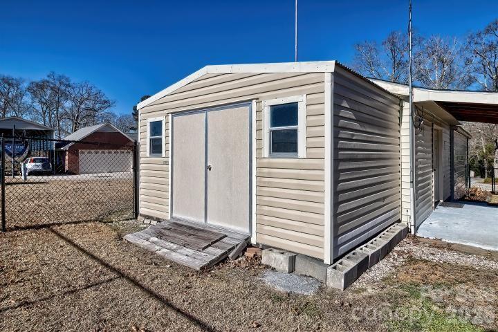 Woodland Hills - Residential