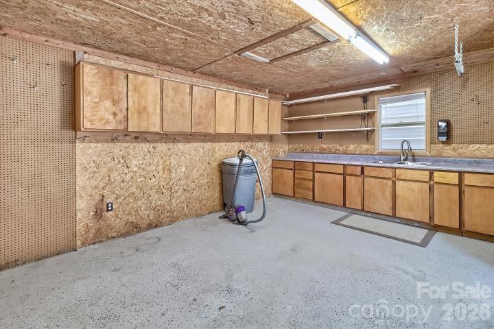 Woodland Hills - Residential