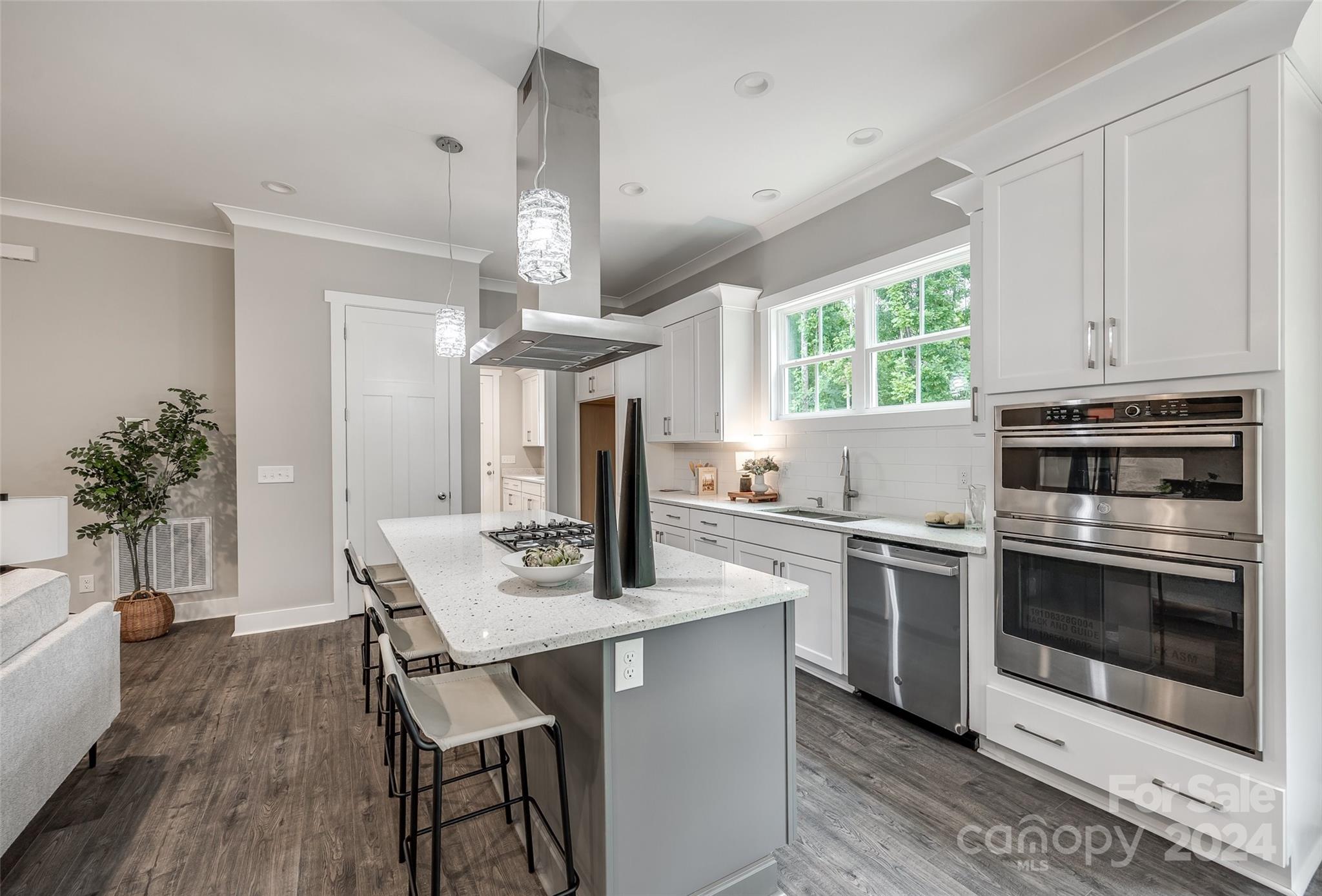 Sanders Landing - Residential