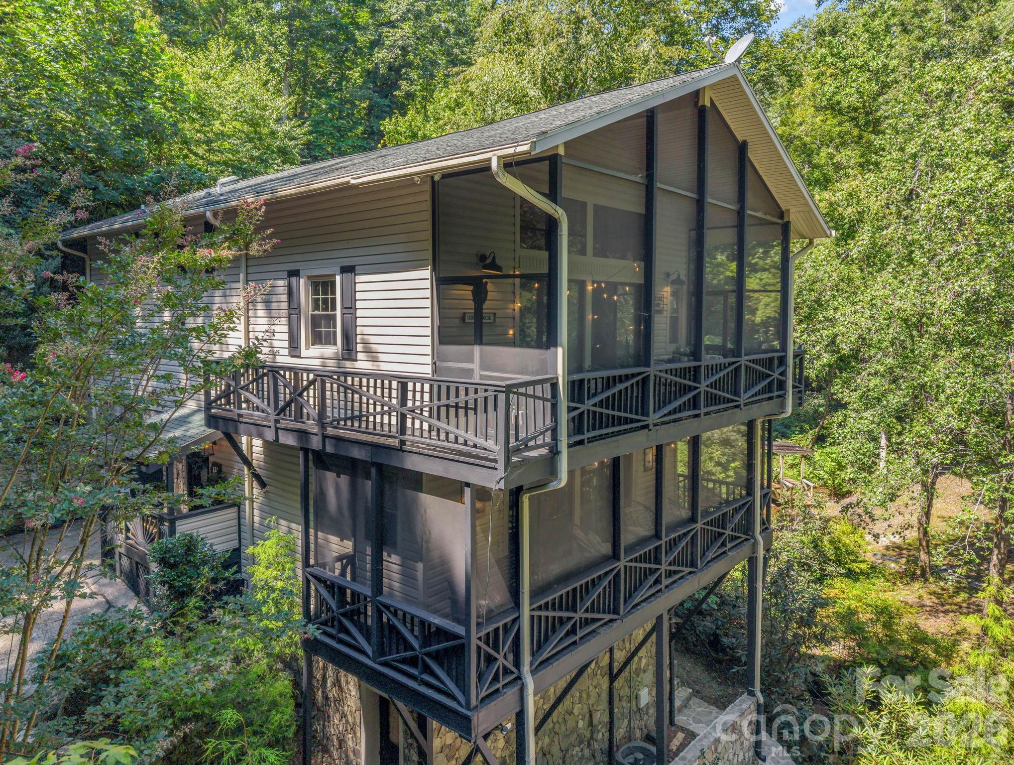 485 Grandview Drive