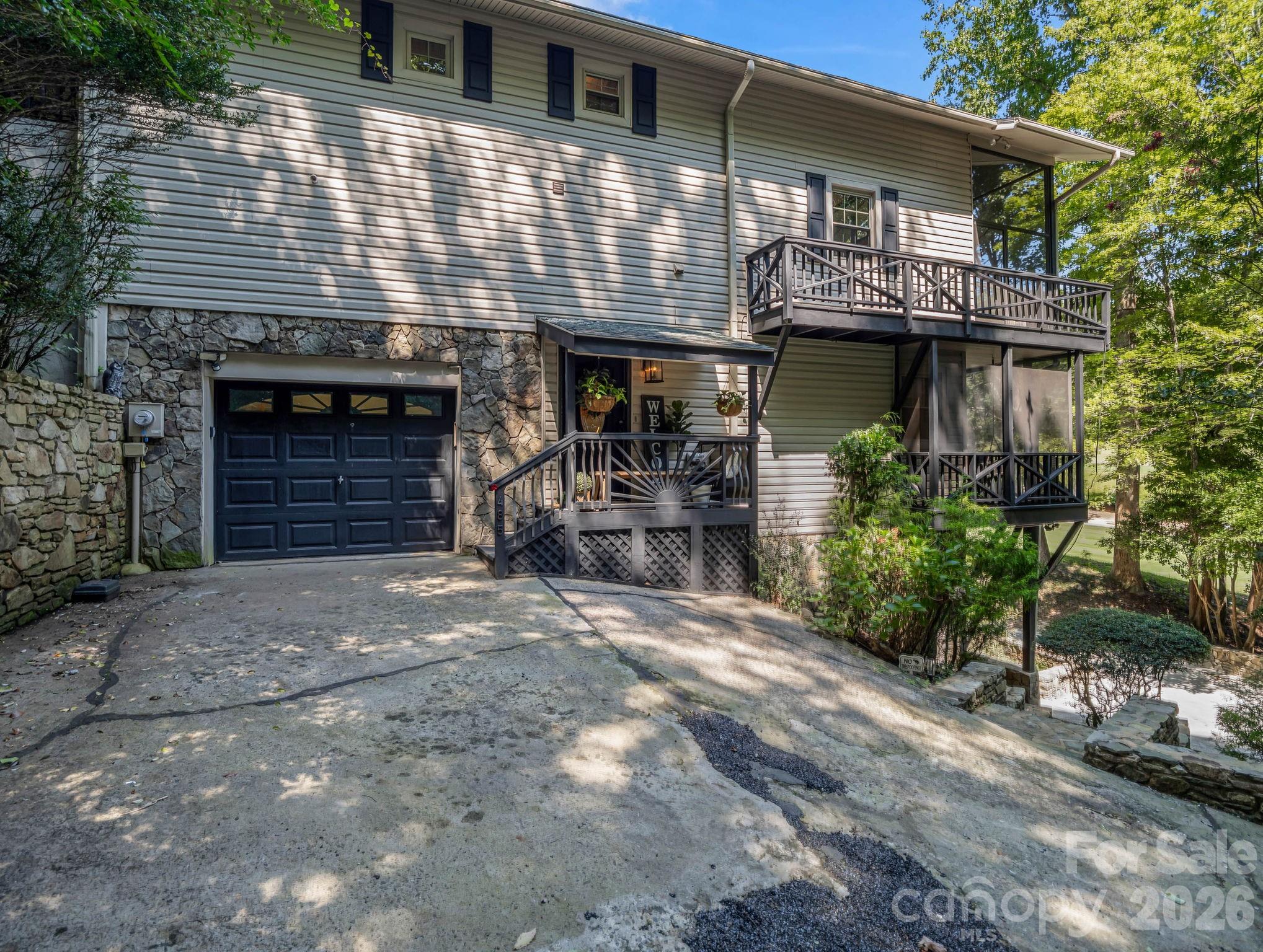 485 Grandview Drive
