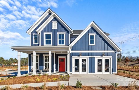1042 Waxhaw Crossing Drive 262 Waxhaw NC 28173