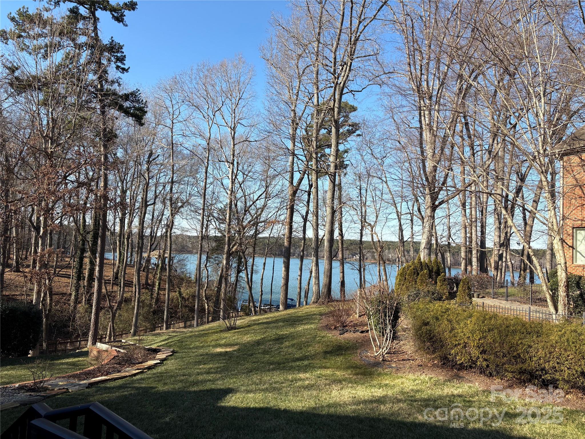 Overlook - Residential