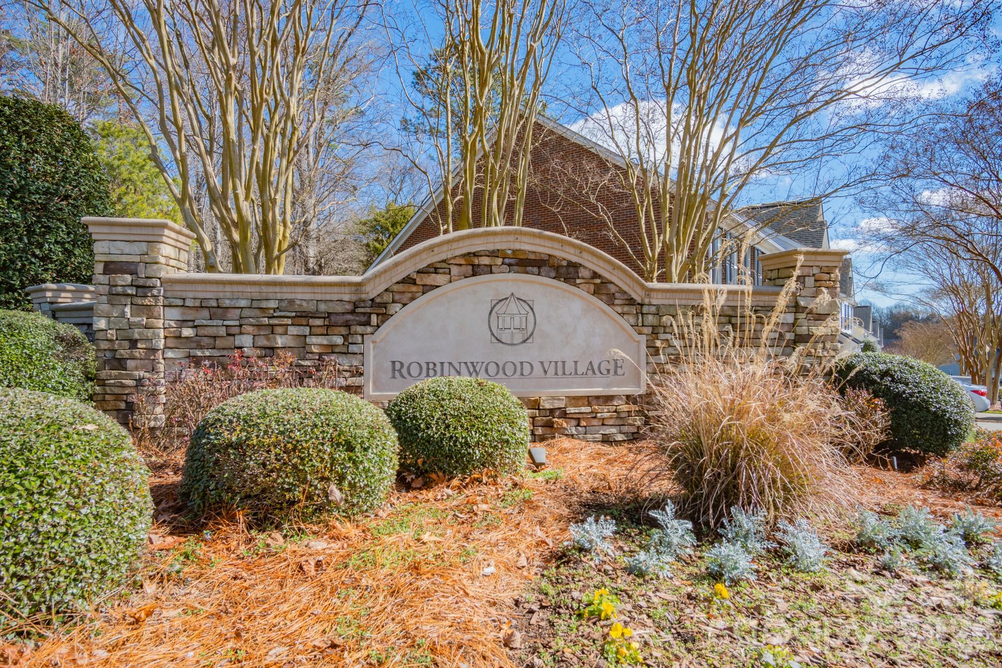 1804 Robinwood Village Drive 3