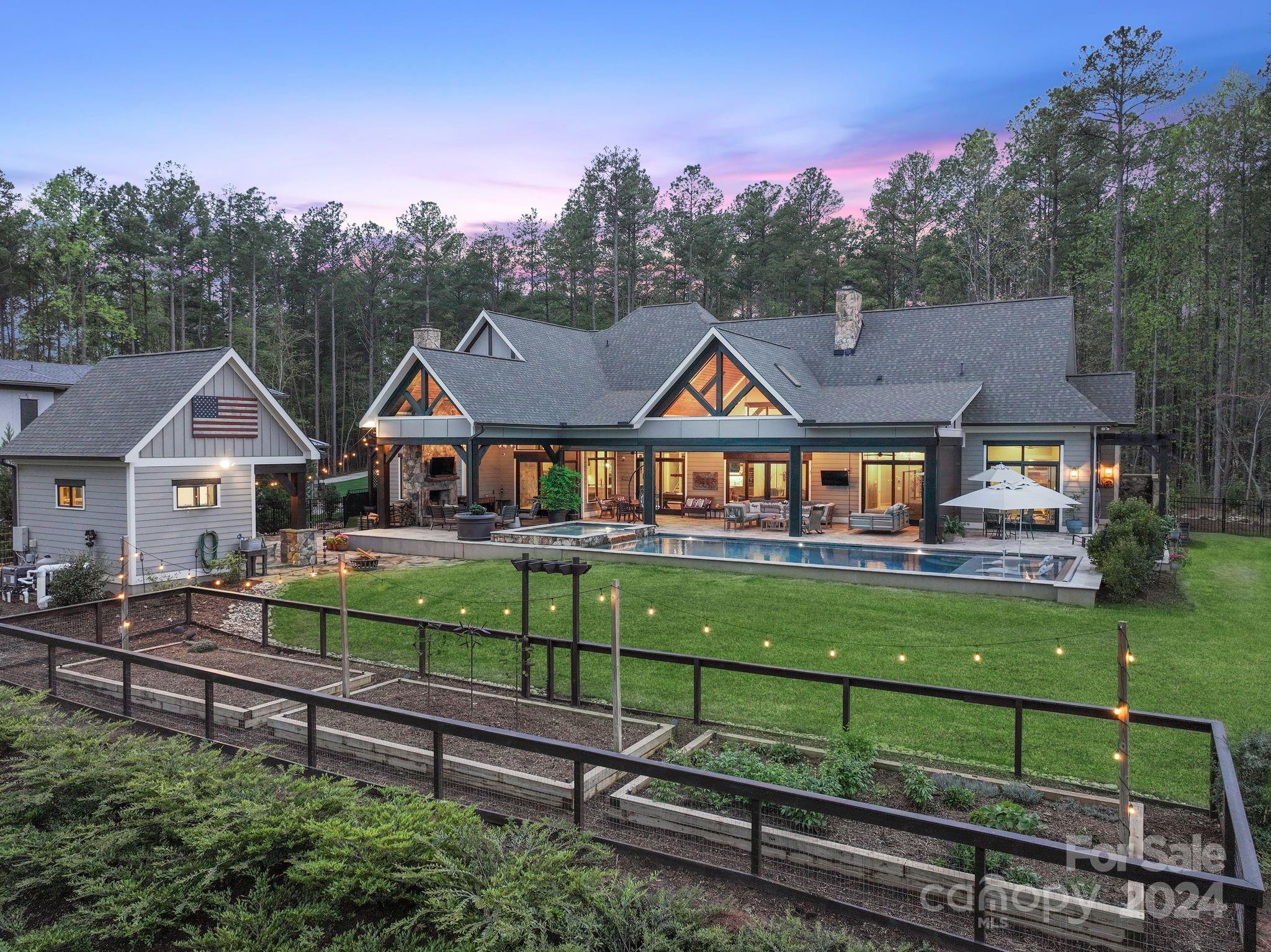 Webbs Chapel Cove - Residential