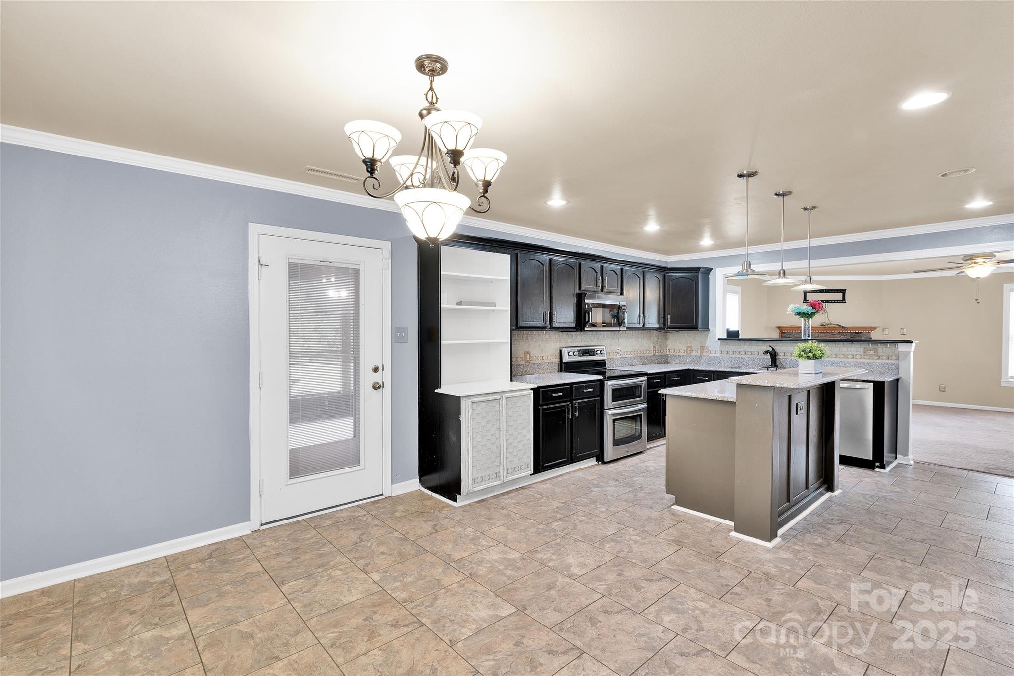3114 Bamburgh Court