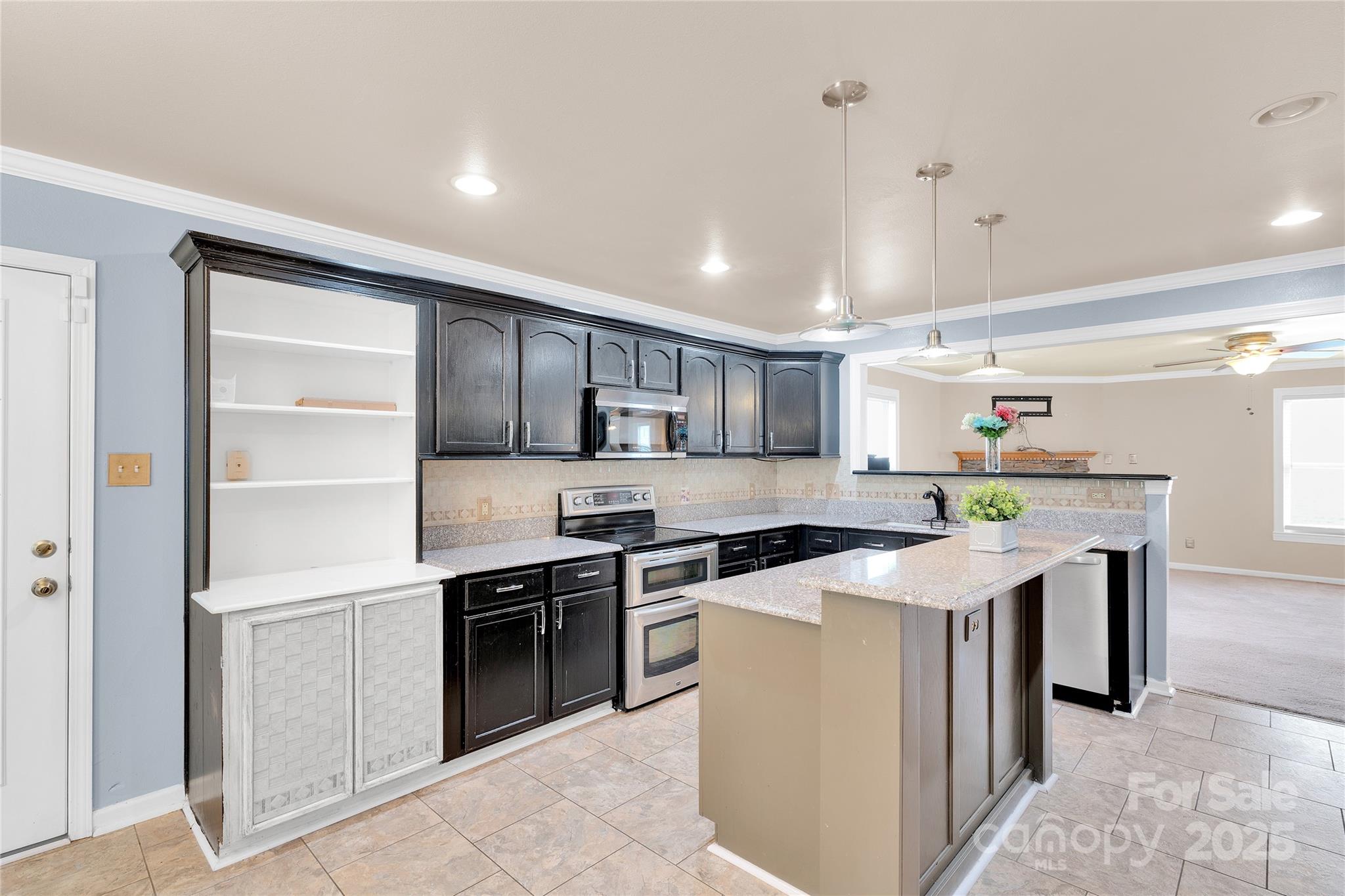 3114 Bamburgh Court